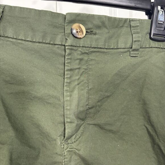 Old Navy Shorts Womens 10 Green Mid-Rise Chino Flat Front Everday Zips Pockets - Picture 2 of 10